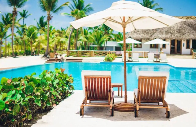 Superb 2-bedroom apartment in Punta Cana with WiFi, beach club, Casino & golf