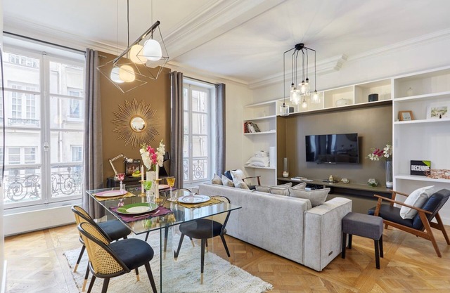 Superb Apartment Le Marais Center of Paris