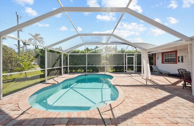 Superb Holiday Villa w/pool in Bonita Springs