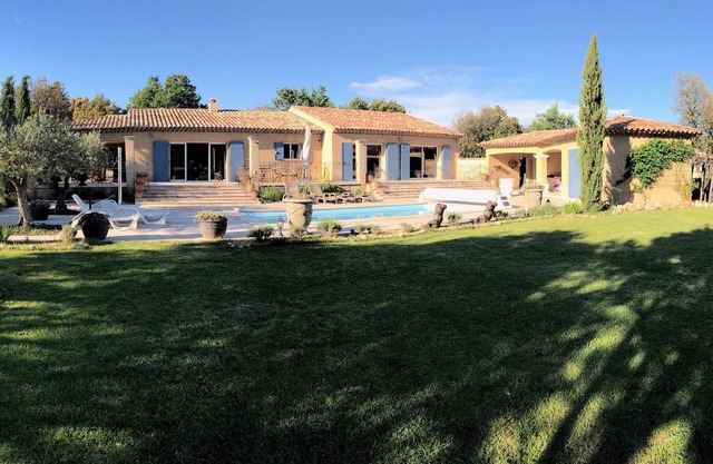 Superb house; magnificently decorated and furnished