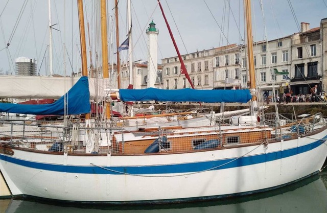 Superb old rigging in La Rochellen