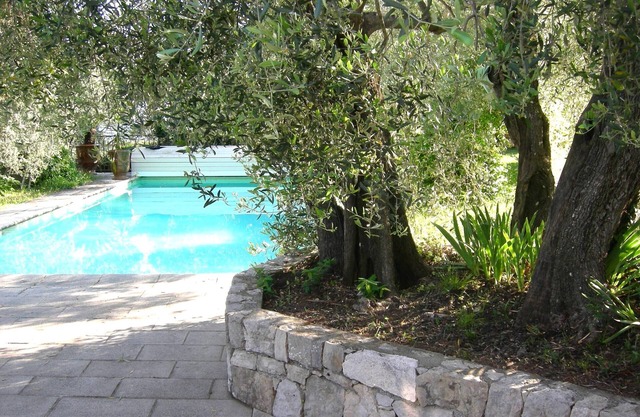 Superb villa with swimming pool, panoramic sea view and bay of Cannes