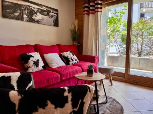 Superbe appartement 48m² avec terrasse, centre village, parking, proche ski-bus, non-fumeur - FR-1-624-46