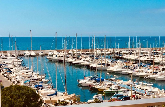 Superbe appartement en bord de mer, près du centre et des plages