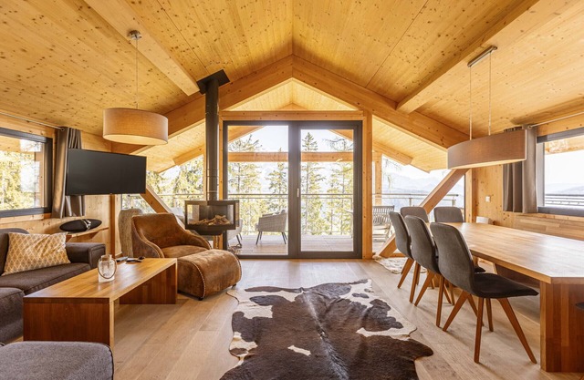 Superior Chalet # 12 with sauna & whirlpool inside