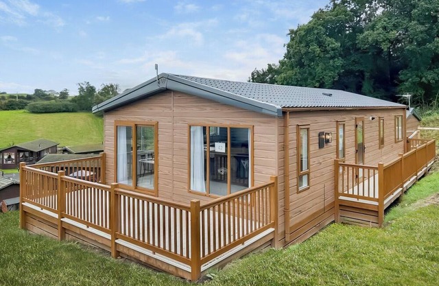 Superior Lodge 2 Bed