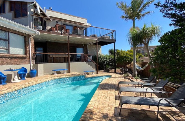 Surf Point Holiday Home & Apartment