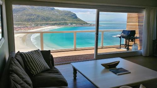 Surfwatch Villa