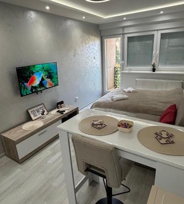 Sweet home