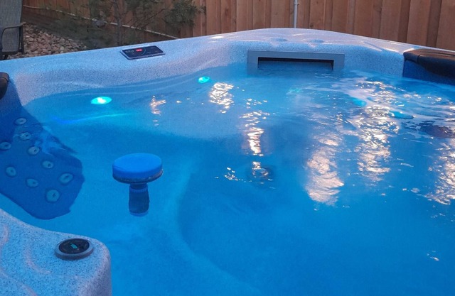 Sweet ❤️ HOT TUB ❤️ Suite ❤️ For Two