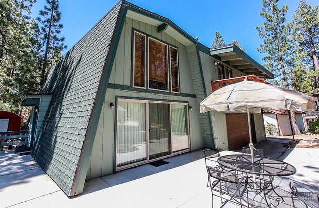 Switzerland Ski Chalet-845 by Big Bear Vacations