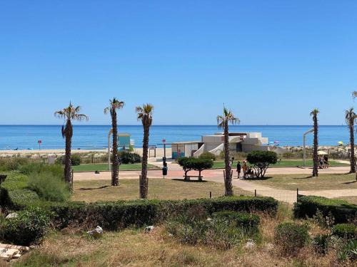 T2 4 pers à Le Barcarès, face mer, parking privé - FR-1-81-640