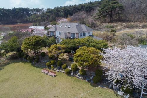 Taean Remember Pension