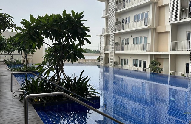 Taguig Grand Suite - Cozy Modern Apartment