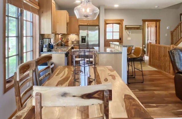 Tamarack Resort Bungalow with Private Hot Tub, Ski in/out