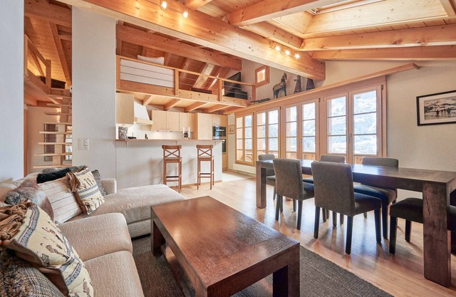 Tasteful and Luxurious Boutique Penthouse Apartment