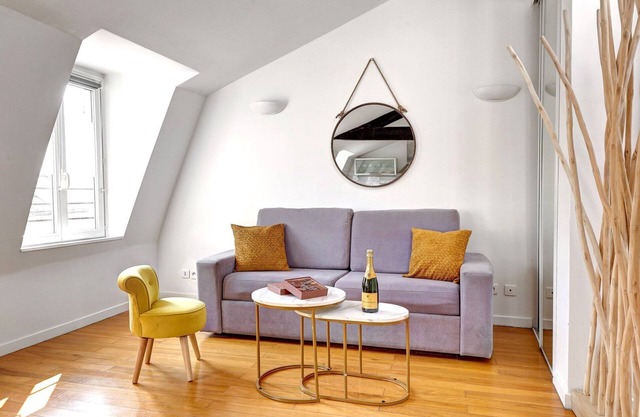 TBS 239 - Nice apartment in Moulin Rouge area