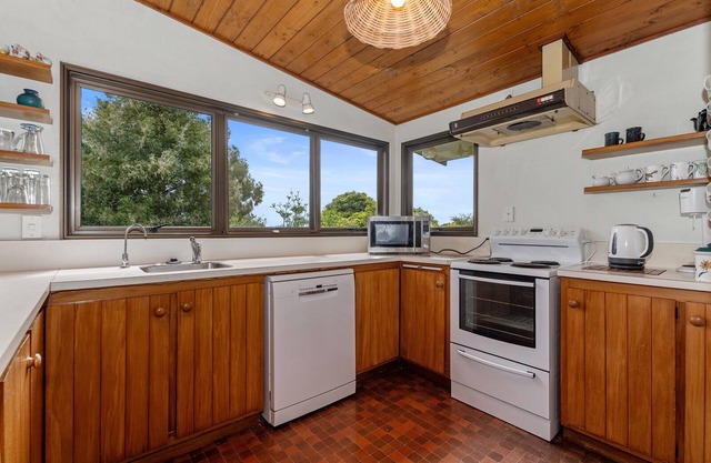Te Whare Rākau - Paihia Holiday Home