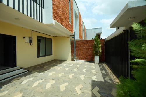 Tefillah Guesthouse & Hotels