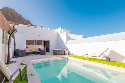 Tenerife Amazing House Chalet Adeje Pool garaje wifi ocean view