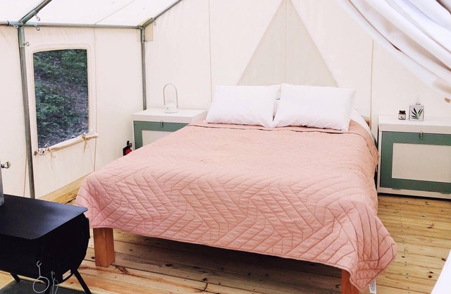 Tentrr Signature Site - Meadow Retreat at Little Leaf Farm