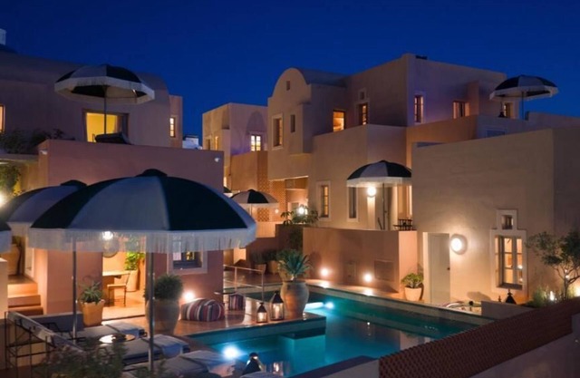 Terra Verde Oia by K&K