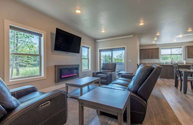 Teton Valley Base | Hot Tub & Family Space