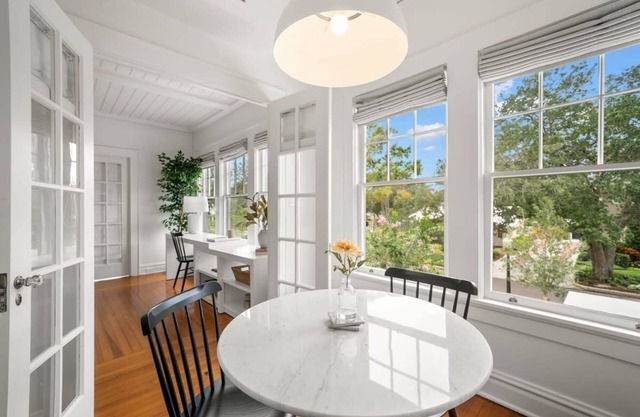 The Adaline 8 Luxury Hyde Park Apt