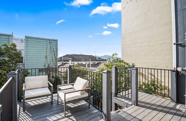 The Addison by Kasa | Conventional Queen Studio | San Francisco