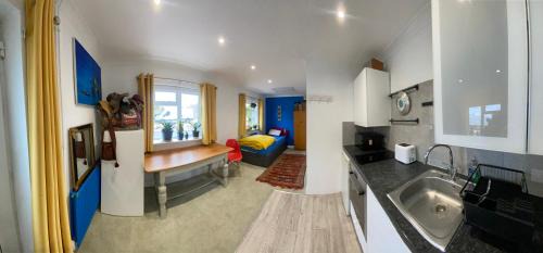 The as private as you prefer Annexe