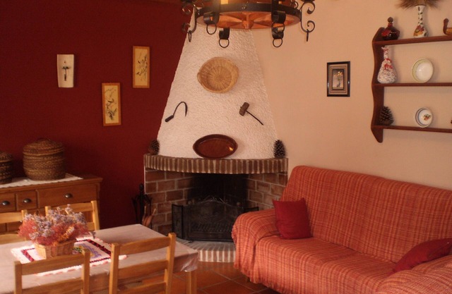 The Atalaya de Los Romanes, vacation with stunning views of Lake Viñuela