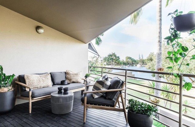 The Beach Retreat offers Pool and River Views