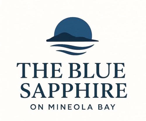 The Blue Sapphire 3BR 3BA Luxury Lakefront Home on Mineola Bay Stunning Views on Chain O Lakes