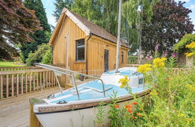 The Boathouse - UK42988
