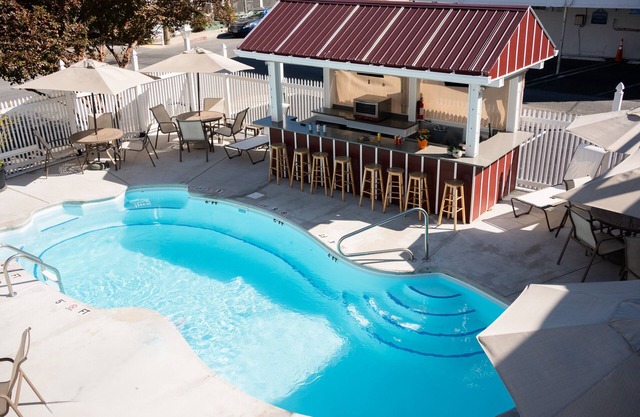 The Burgundy Inn
