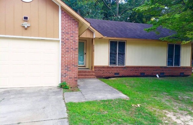 The Callahan - Sleeps 10, Wifi, Ft Bragg, & More