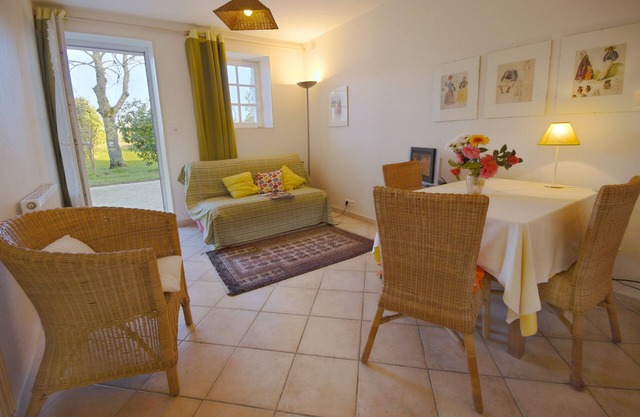 The calm and the space in Bénodet. Ground floor apartment in park 5 ha