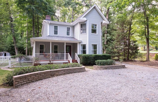 The Charming Retreat at At Cascade on the creek
