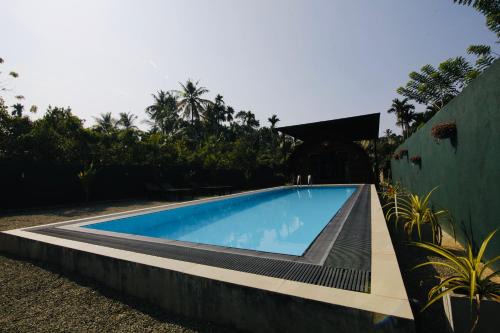 The Coppers luxury Glamping Pod Villa with Pool