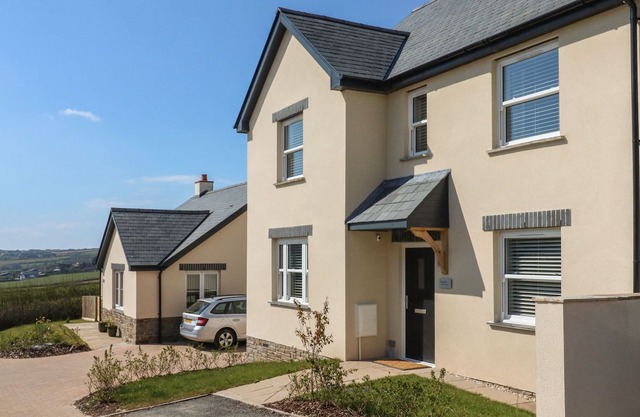 THE DRIFT, family friendly, with a garden in West Down