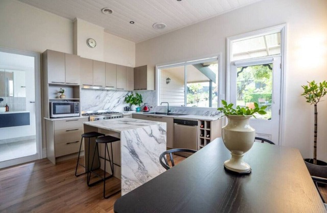 The Gardens: High-end Heritage Cottage in Ballarat