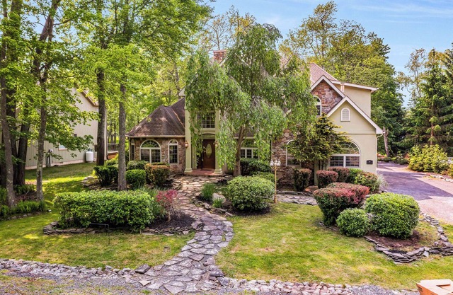 The Grand Sage | 10BR Retreat w/Hot Tub, Sauna, Luxe Furnishings, King Beds
