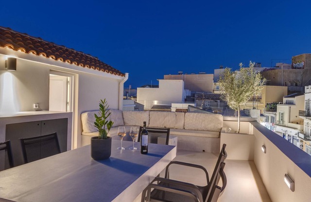 The Heart of Syra - Your Home in Ermoupolis