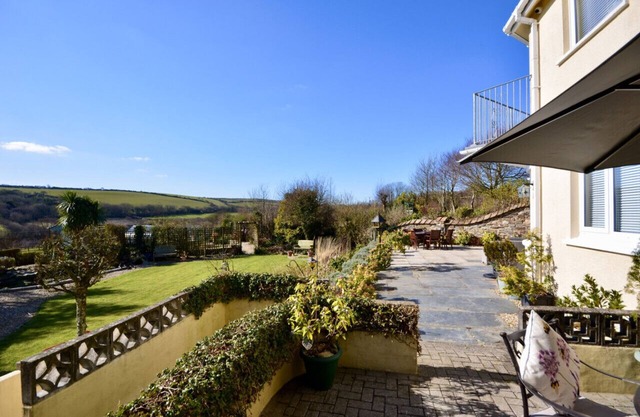 The Hide - One Bedroom House, Sleeps 2