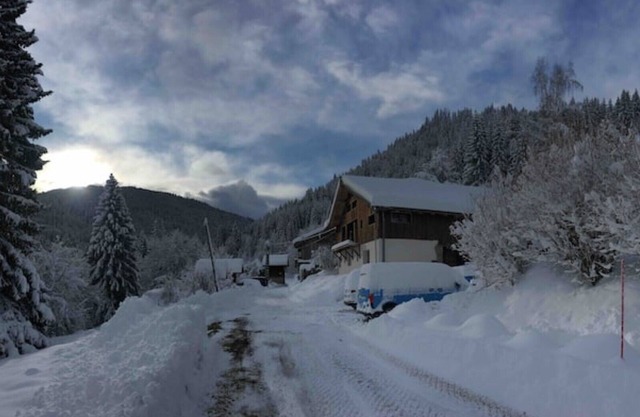 THE HIDEAWAY (Morzine-Les Gets) Luxurious mountain retreat