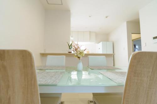 -The Kabira- The closest private villa to Kabira Bay! Free car rental & BBQ