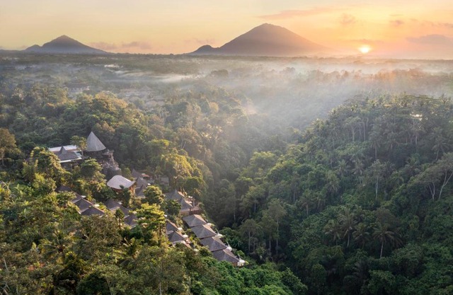 The Kayon Valley Resort