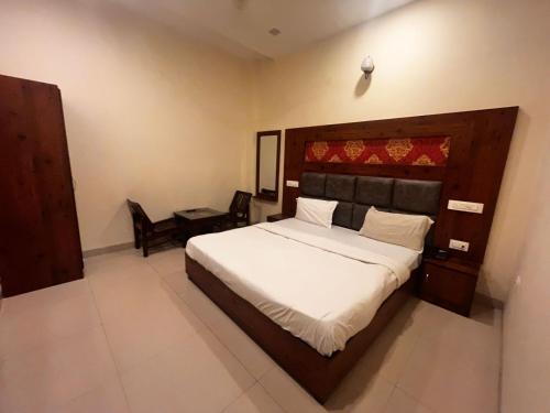 The kempty Fall Resort, Mussoorie - Lavish & Luxury Stay
