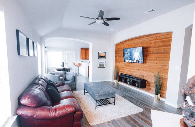 The Ladera House