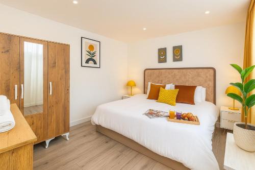 The Lincoln Apartment 2023 NEW-BUILD, 1 mintue walk JR John Radcliffe Hospital & Ideal for Oxford Brookes University